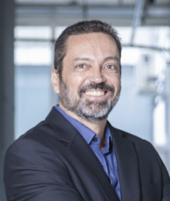 Dr. Wagner A. Carvalho
